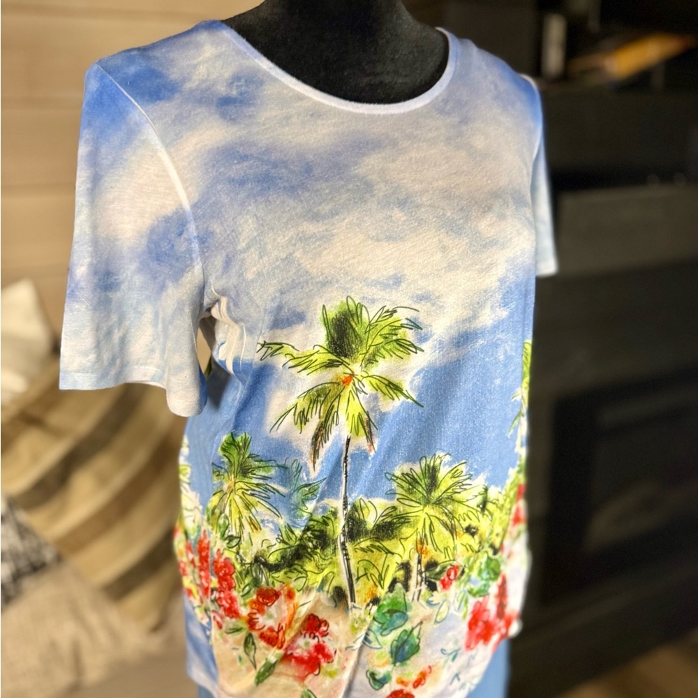Chico’s Tropical Print T-Shirt and Light Blue Pants and Shorts Set - Picture 3 of 12